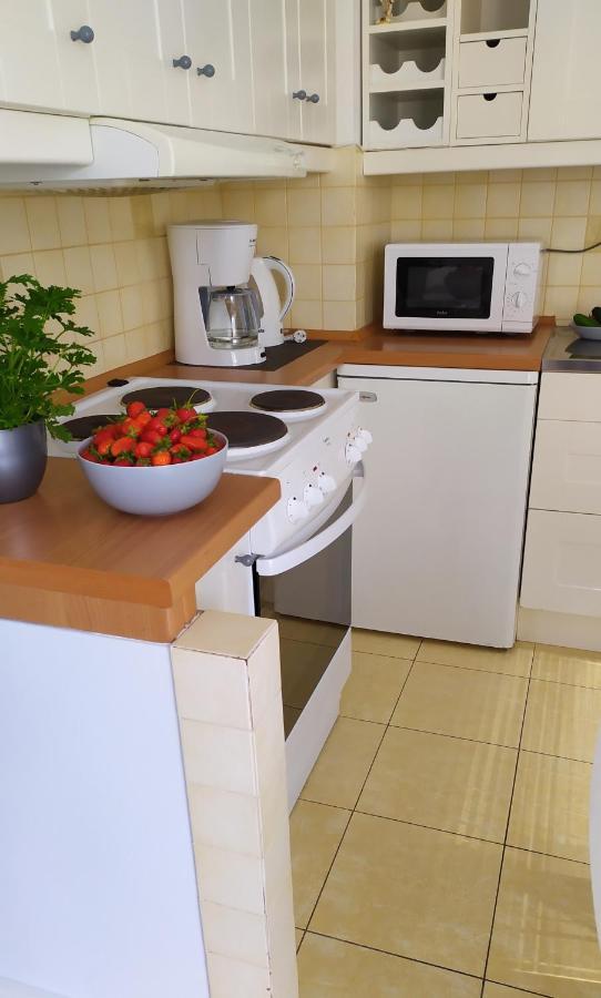 Apartament Z Balkonem Przy Latarni 150M Od Morza Kołobrzeg Eksteriør bilde