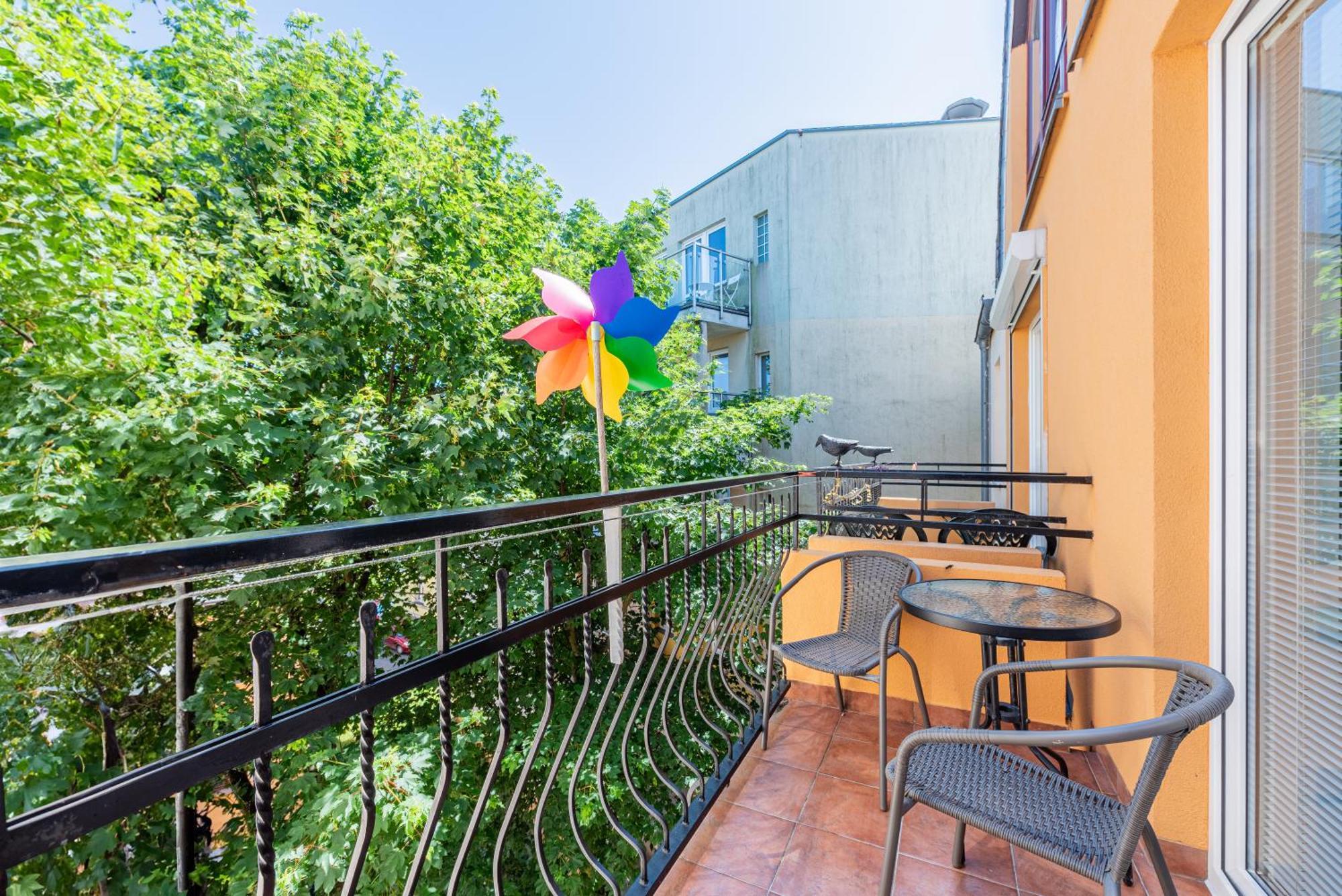 Apartament Z Balkonem Przy Latarni 150M Od Morza Kołobrzeg Eksteriør bilde