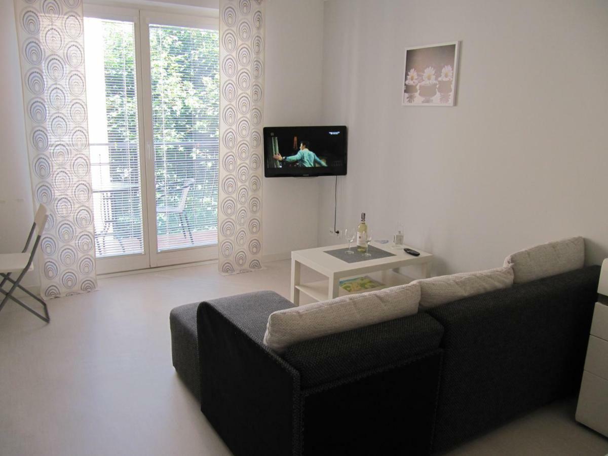 Apartament Z Balkonem Przy Latarni 150M Od Morza Kołobrzeg Eksteriør bilde